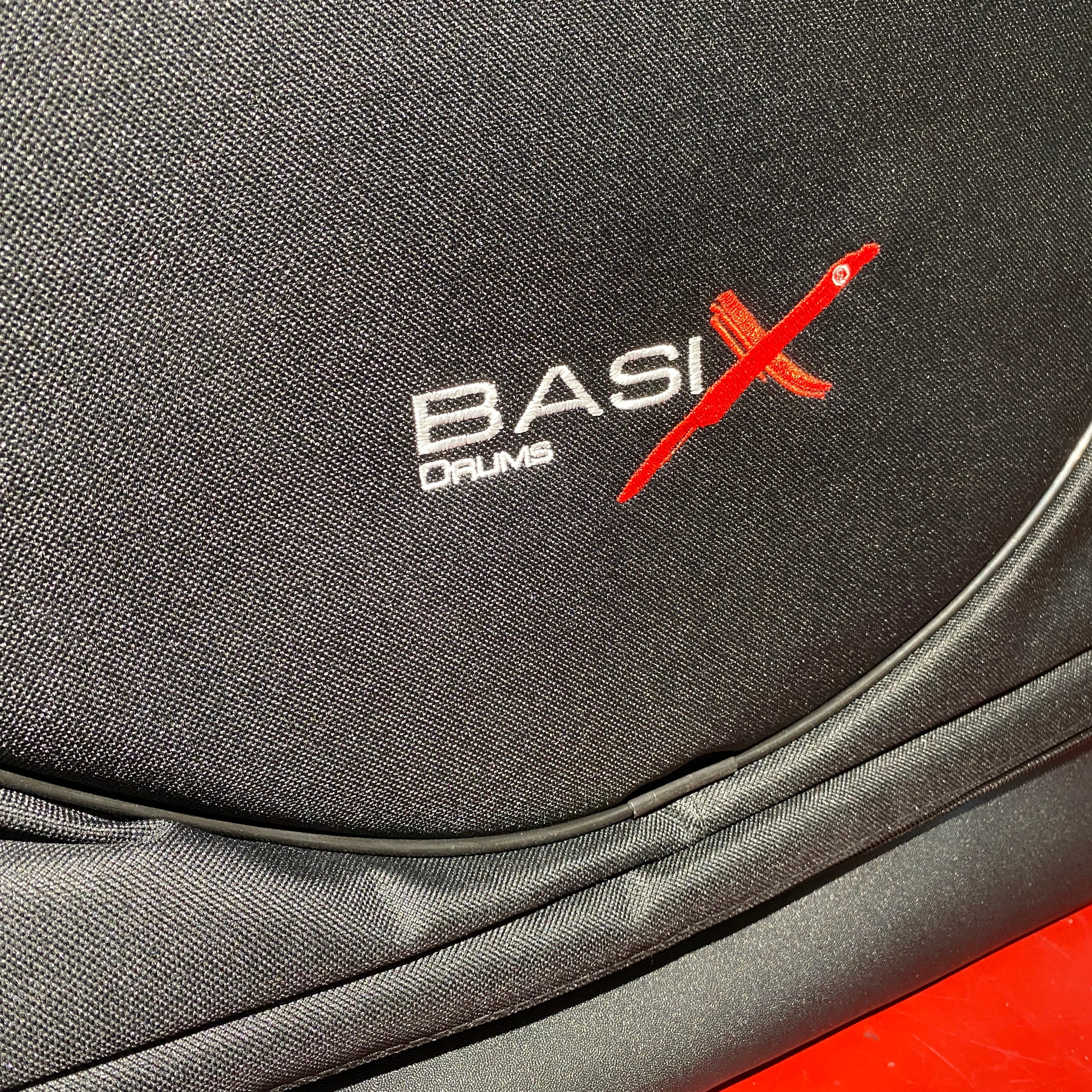 custodia Basix rullante 14x6 a zaino in cordura con doppio scomparto per ospitare reggi rullante o accessori vari